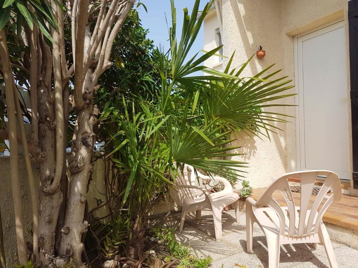 Maison Charmante A Sainte-Marie Avec Grand Jardin Exterior photo